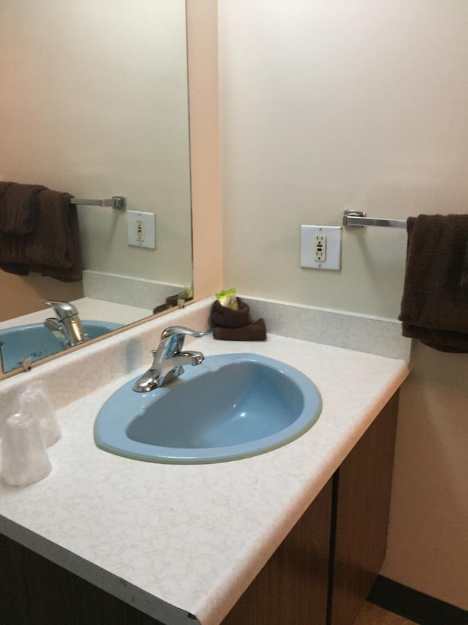 Spring Villa Hotel Harrison Hot Springs Esterno foto