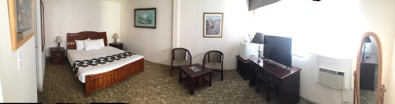 Spring Villa Hotel Harrison Hot Springs Esterno foto
